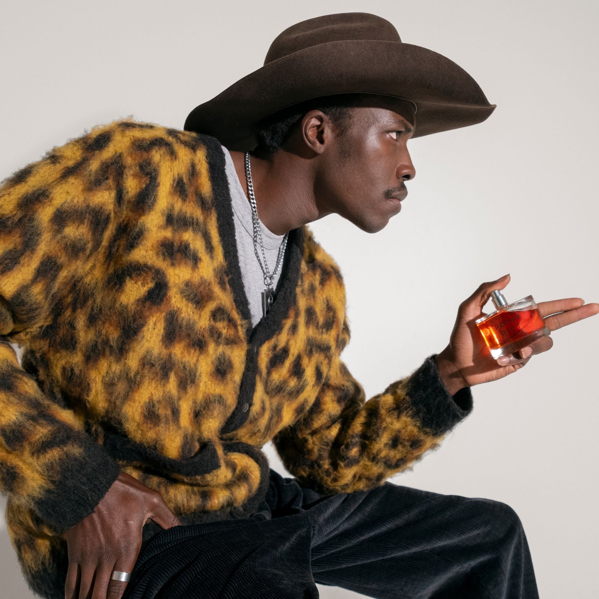 room-1015-poppy-riot-perfume-review