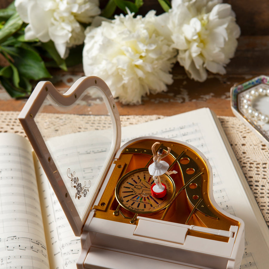 Sospiro niche fragrance trio popular unisex Italian perfumery collecting best-selling Sospiro scents