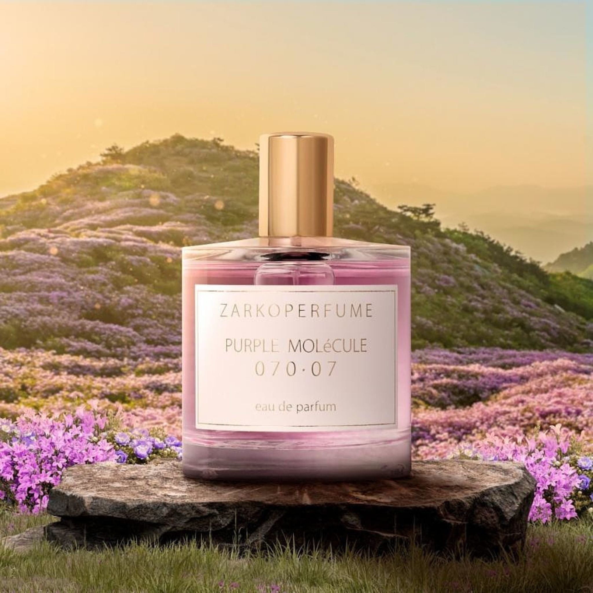 Purple Molecule 070.07 | Zarkoperfume | parfumexquis