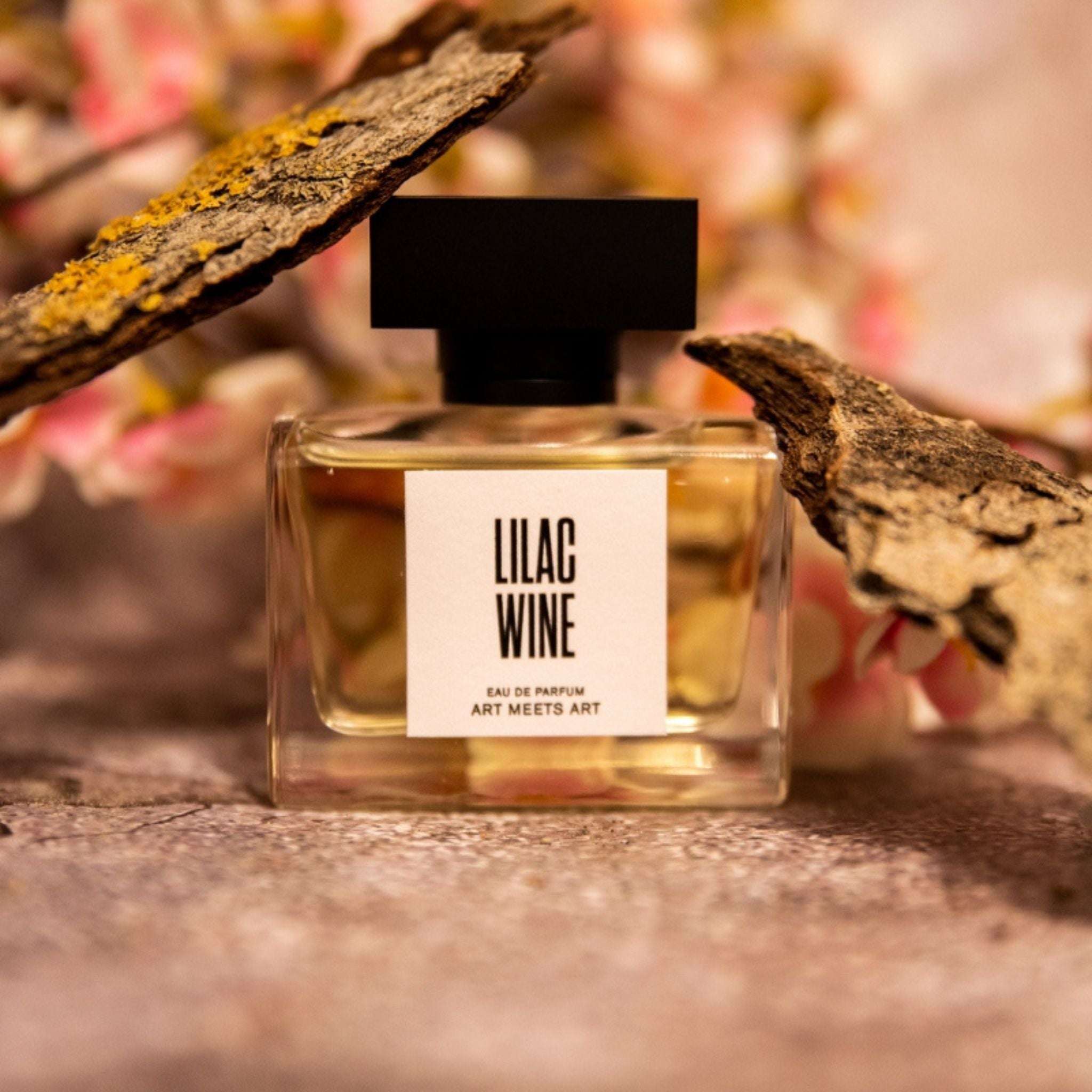 Fragrance Art Meets Art Lilac Wine