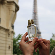 Date in Paris