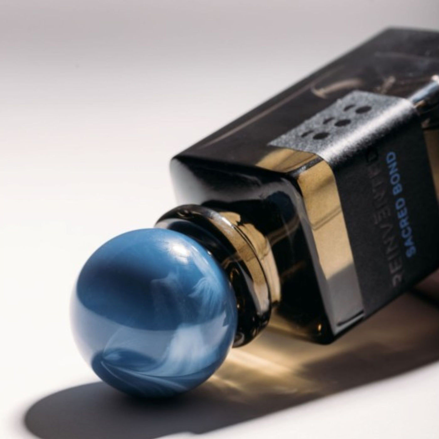 Perfume Sacred Bond Reinvented