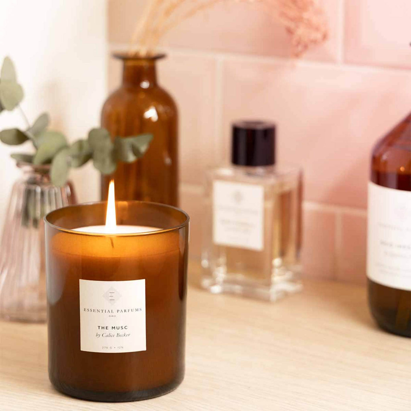 essential parfums the musc candle